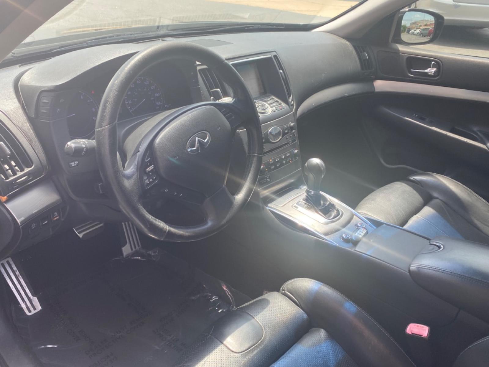 2012 Blue INFINITI G (JN1CV6APXCM) with an V6, 3.7 Liter engine, Auto, 7-Spd w/Manual Md transmission, located at 815 E Broadway St, North Little Rock, AR, 72114, (501) 801-6100, 34.755993, -92.259071 - **SALES TAX INCLUDED** **FREE OIL CHANGES** **24/24 WARRANTY** **SEATS 5** **GREAT MPG** **HIGHWAY READY** - Photo #5