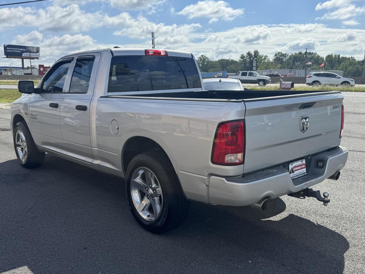 2013 Silver Ram 1500 Quad Cab (1C6RR6FT2DS) with an V8, HEMI, 5.7 Liter engine, Automatic, 6-Spd transmission, located at 8008 Warden Rd, Sherwood, AR, 72120, (501) 801-6100, 34.830078, -92.186684 - Photo#5