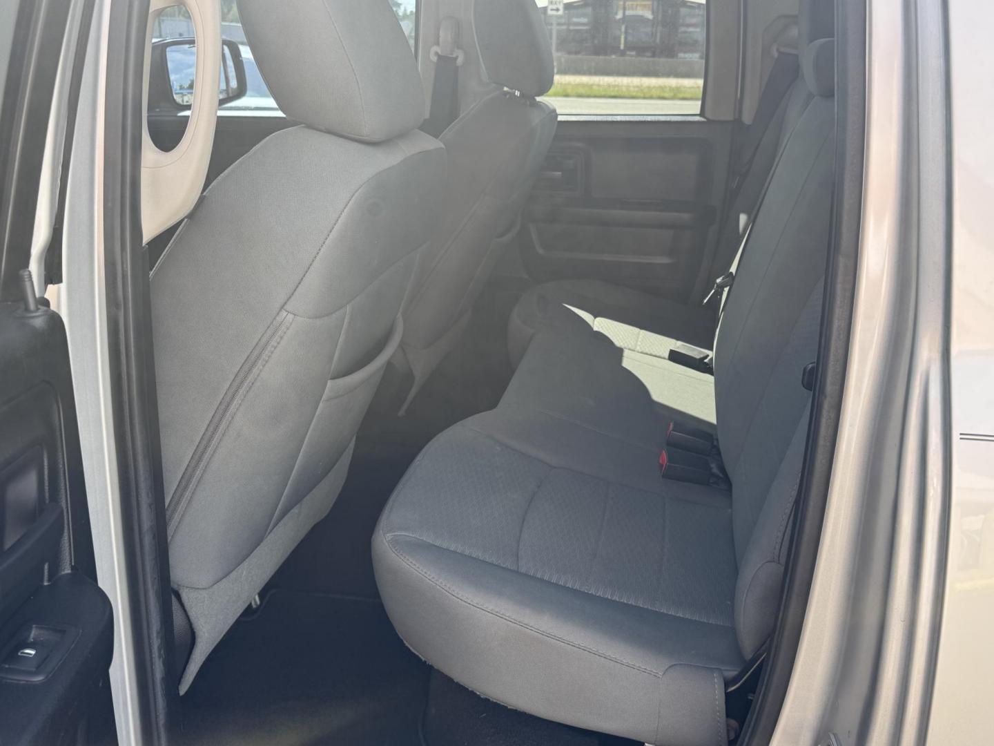 2013 Silver Ram 1500 Quad Cab (1C6RR6FT2DS) with an V8, HEMI, 5.7 Liter engine, Automatic, 6-Spd transmission, located at 8008 Warden Rd, Sherwood, AR, 72120, (501) 801-6100, 34.830078, -92.186684 - Photo#10