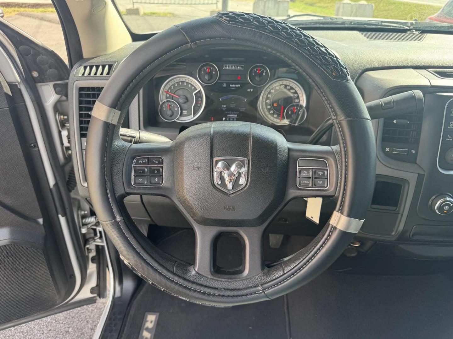 2013 Silver Ram 1500 Quad Cab (1C6RR6FT2DS) with an V8, HEMI, 5.7 Liter engine, Automatic, 6-Spd transmission, located at 8008 Warden Rd, Sherwood, AR, 72120, (501) 801-6100, 34.830078, -92.186684 - Photo#13