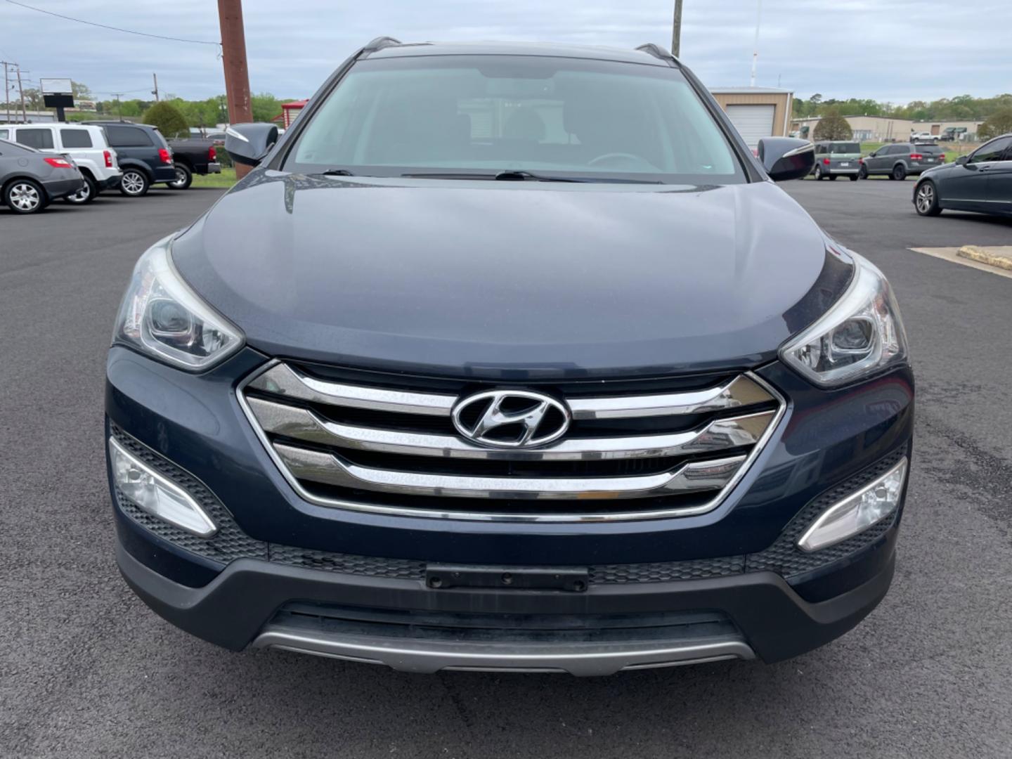 2014 Blue Hyundai Santa Fe Sport (5XYZU3LA0EG) with an 4-Cyl, Turbo, GDI, 2.0L engine, Auto, 6-Spd Shftrnc transmission, located at 8008 Warden Rd, Sherwood, AR, 72120, (501) 801-6100, 34.830078, -92.186684 - Photo#2