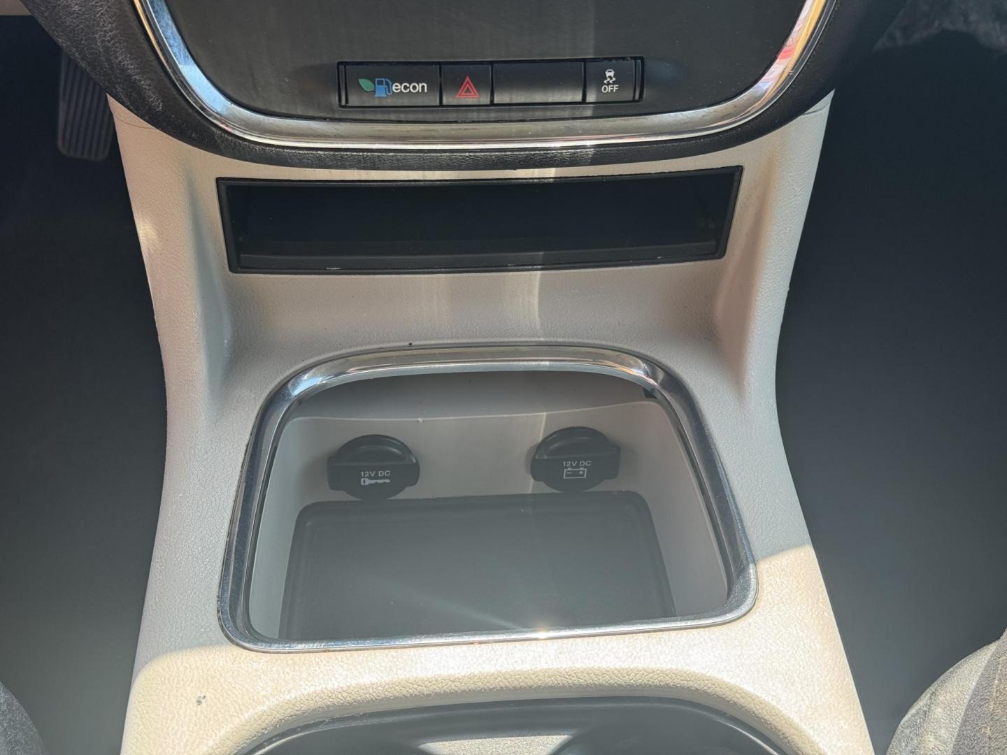 2014 Gray Dodge Grand Caravan Passenger (2C4RDGCG0ER) with an V6, Flex Fuel, 3.6 Liter engine, Automatic, 6-Spd transmission, located at 8008 Warden Rd, Sherwood, AR, 72120, (501) 801-6100, 34.830078, -92.186684 - Photo#16
