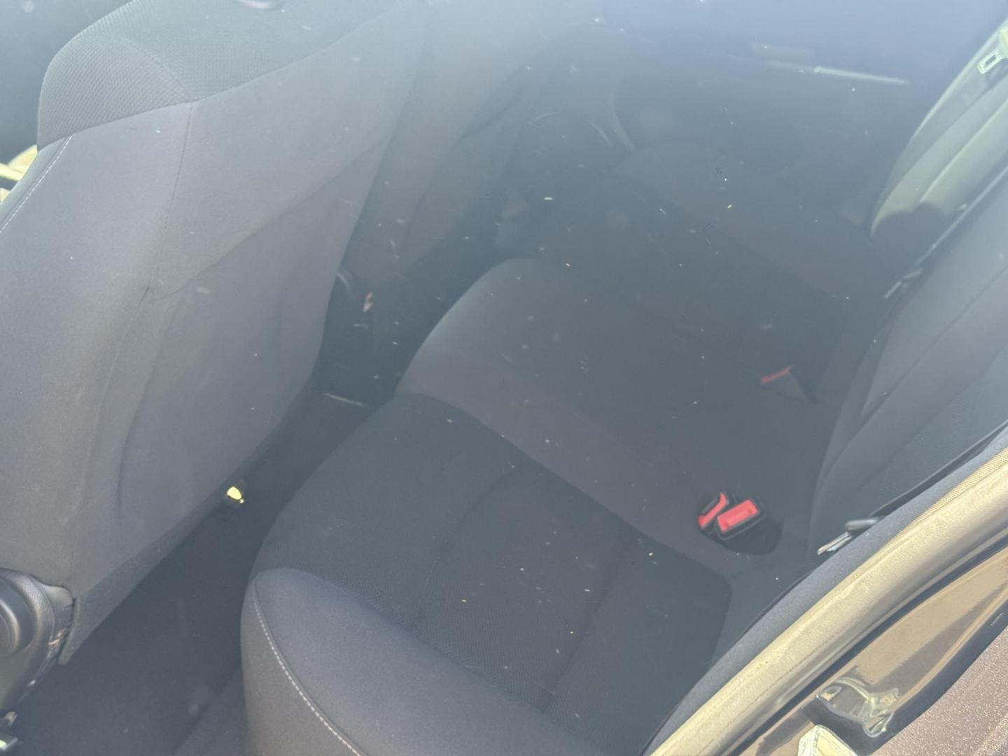 2016 Gray Chevrolet Cruze Limited (1G1PE5SBXG7) with an 4-Cyl, ECOTEC, 1.4T engine, Auto, 6-Spd Overdrive transmission, located at 8008 Warden Rd, Sherwood, AR, 72120, (501) 801-6100, 34.830078, -92.186684 - Photo#10