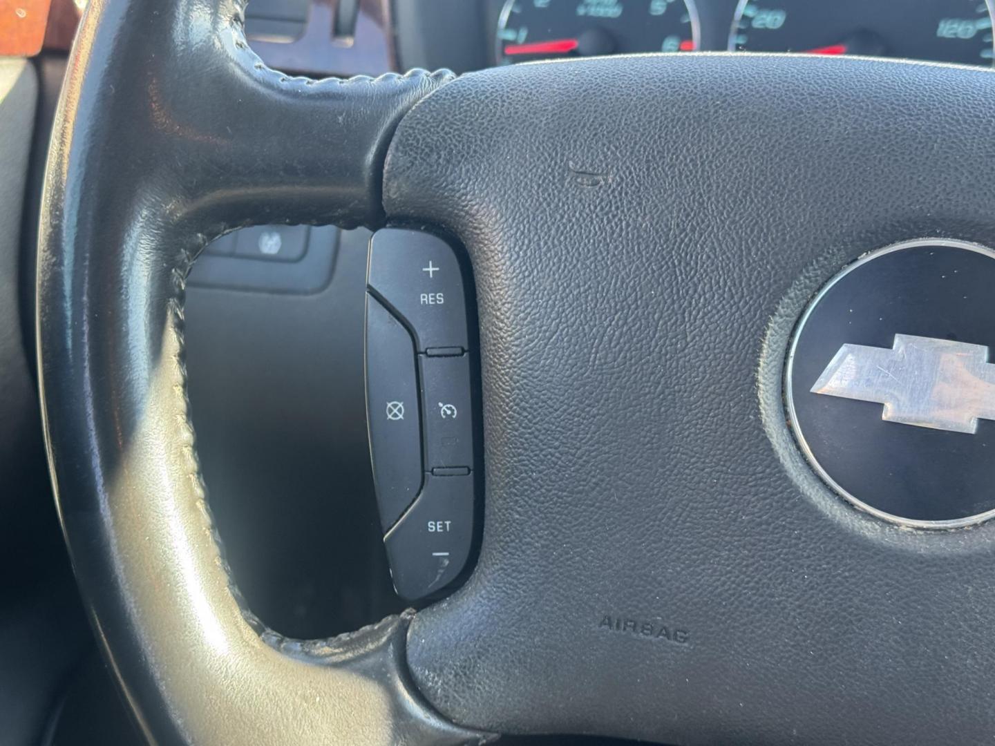 2011 White Chevrolet Impala (2G1WG5EK0B1) with an V6, Flex Fuel, 3.5 Liter engine, Automatic, 4-Spd w/Overdrive transmission, located at 8008 Warden Rd, Sherwood, AR, 72120, (501) 801-6100, 34.830078, -92.186684 - Photo#17