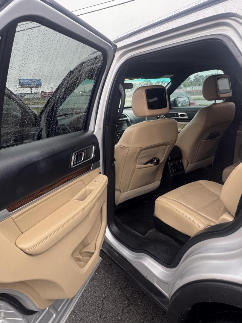 2016 Silver Ford Explorer (1FM5K7FH2GG) with an 4-Cyl, EcoBoost, 2.3T engine, Auto, 6-Spd SelectShift transmission, located at 8008 Warden Rd, Sherwood, AR, 72120, (501) 801-6100, 34.830078, -92.186684 - Photo#7