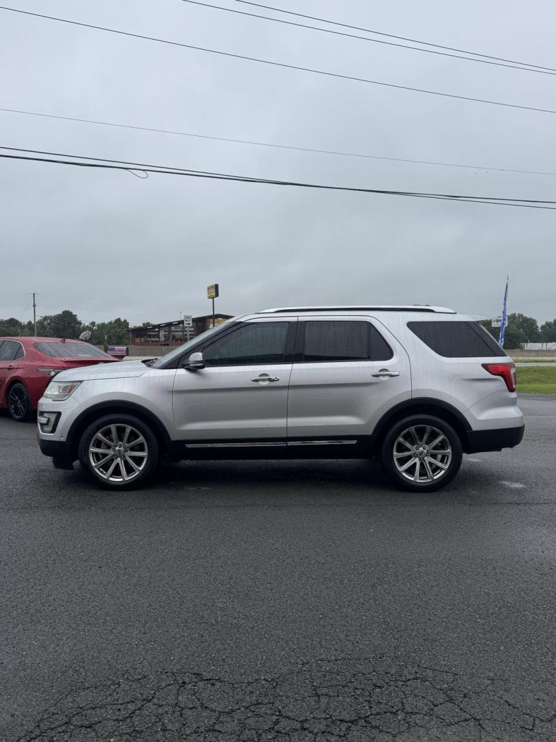 2016 Silver Ford Explorer (1FM5K7FH2GG) with an 4-Cyl, EcoBoost, 2.3T engine, Auto, 6-Spd SelectShift transmission, located at 8008 Warden Rd, Sherwood, AR, 72120, (501) 801-6100, 34.830078, -92.186684 - Photo#6