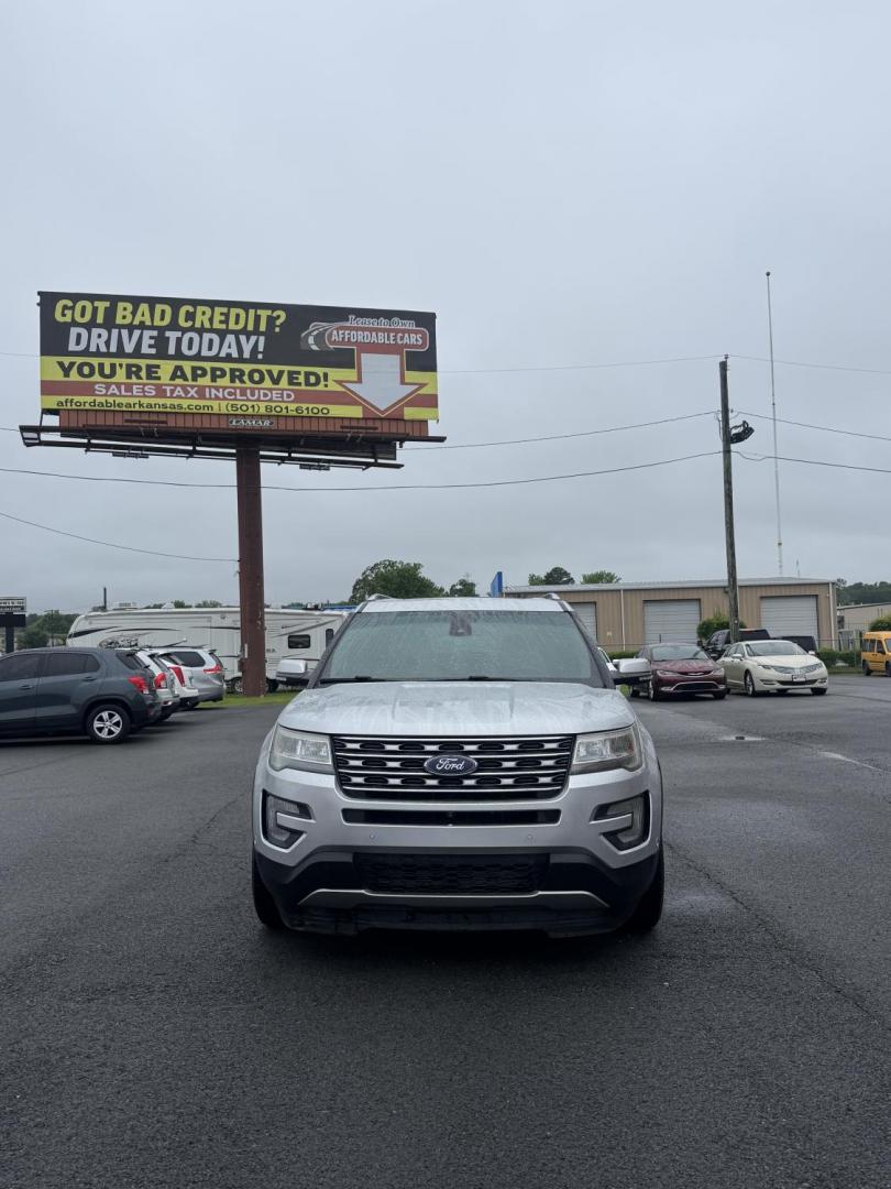 2016 Silver Ford Explorer (1FM5K7FH2GG) with an 4-Cyl, EcoBoost, 2.3T engine, Auto, 6-Spd SelectShift transmission, located at 8008 Warden Rd, Sherwood, AR, 72120, (501) 801-6100, 34.830078, -92.186684 - Photo#18