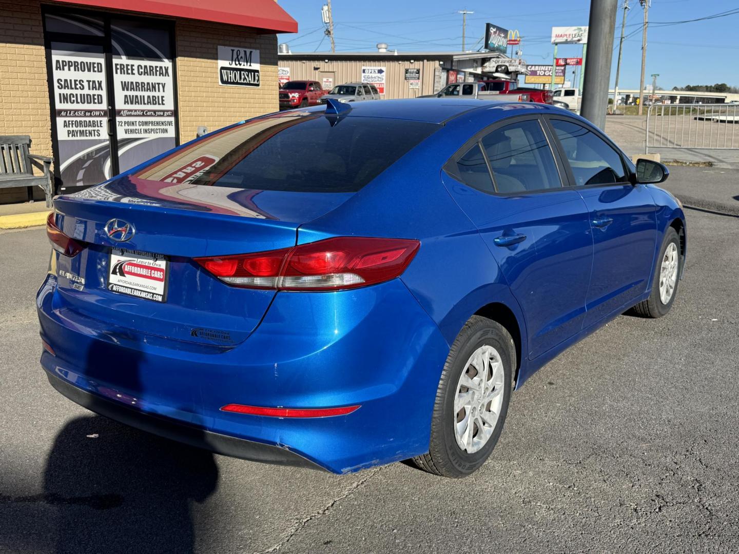 2017 Blue Hyundai Elantra (KMHD74LF7HU) with an 4-Cyl, 2.0 Liter engine, Auto, 6-Spd Shiftronic transmission, located at 8008 Warden Rd, Sherwood, AR, 72120, (501) 801-6100, 34.830078, -92.186684 - Photo#7