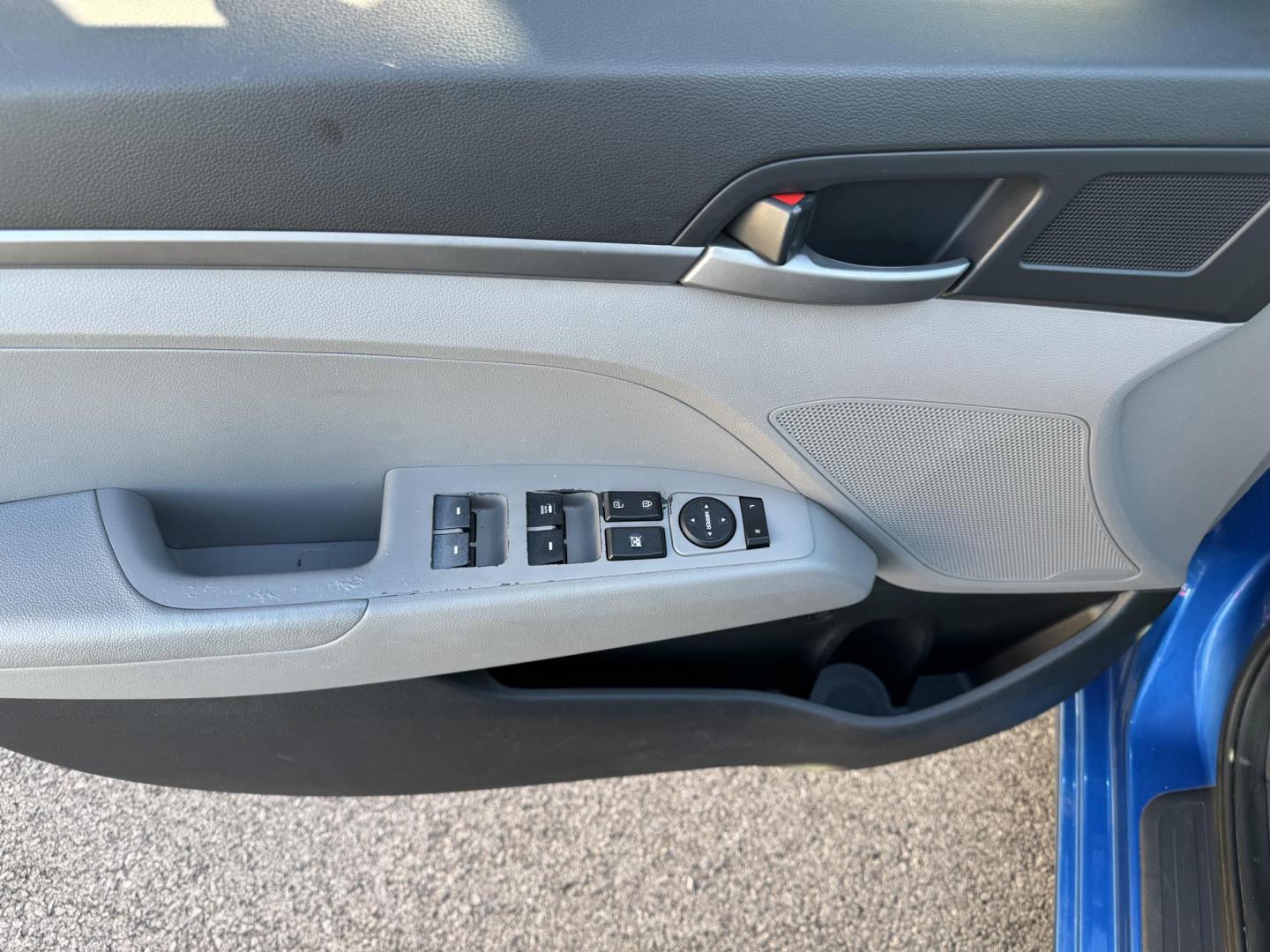 2017 Blue Hyundai Elantra (KMHD74LF7HU) with an 4-Cyl, 2.0 Liter engine, Auto, 6-Spd Shiftronic transmission, located at 8008 Warden Rd, Sherwood, AR, 72120, (501) 801-6100, 34.830078, -92.186684 - Photo#11