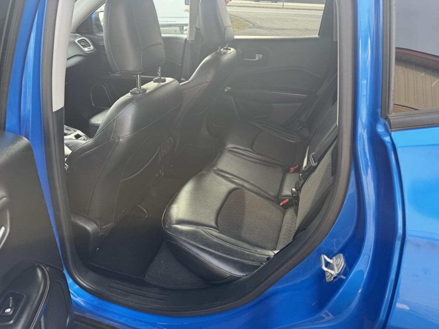 2018 Blue Jeep Compass (3C4NJDBB3JT) with an 4-Cyl, MultiAir, 2.4 Liter engine, Automatic, 6-Spd transmission, located at 8008 Warden Rd, Sherwood, AR, 72120, (501) 801-6100, 34.830078, -92.186684 - Photo#12