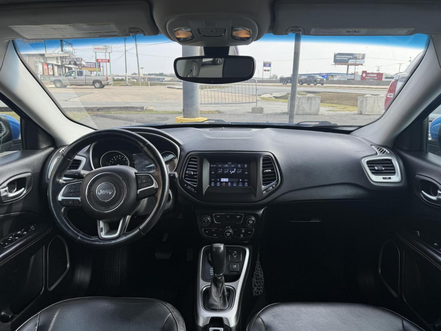 2018 Blue Jeep Compass (3C4NJDBB3JT) with an 4-Cyl, MultiAir, 2.4 Liter engine, Automatic, 6-Spd transmission, located at 8008 Warden Rd, Sherwood, AR, 72120, (501) 801-6100, 34.830078, -92.186684 - Photo#10