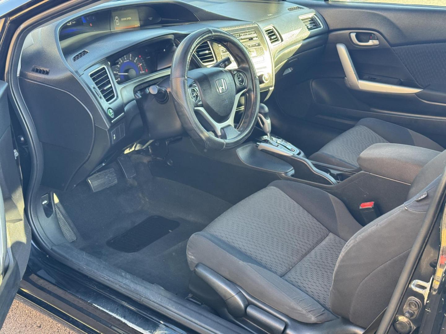 2015 Black Honda Civic (2HGFG3B51FH) with an 4-Cyl, i-VTEC, 1.8 Liter engine, Automatic, CVT transmission, located at 8008 Warden Rd, Sherwood, AR, 72120, (501) 801-6100, 34.830078, -92.186684 - Photo#13