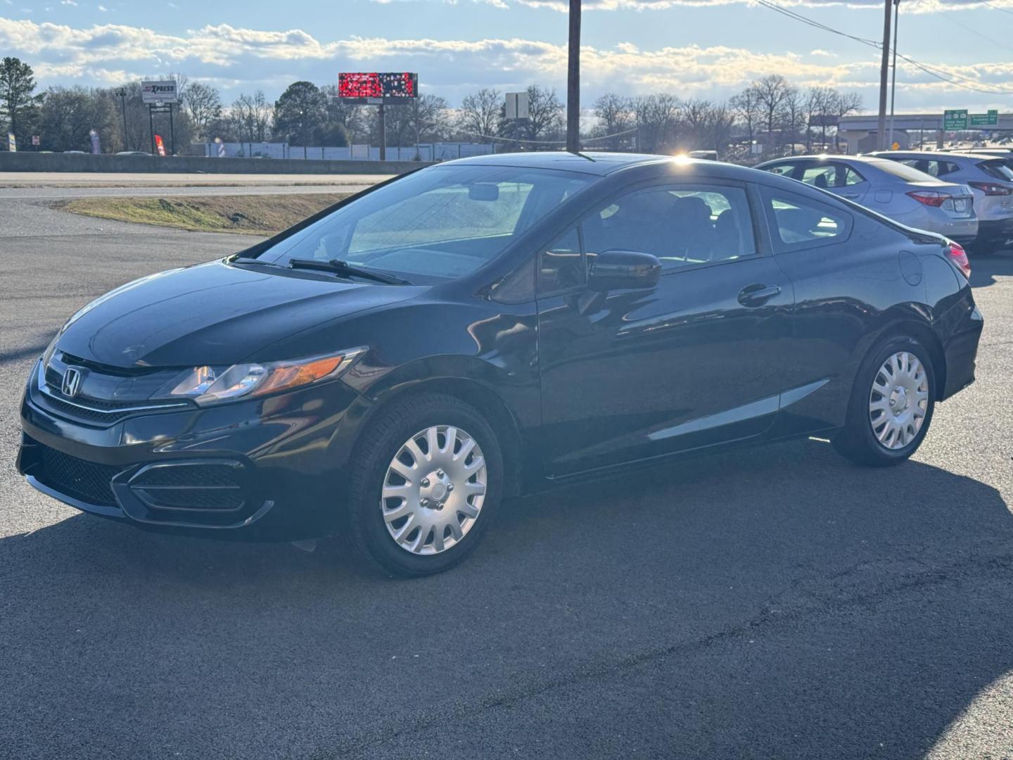 2015 Black Honda Civic (2HGFG3B51FH) with an 4-Cyl, i-VTEC, 1.8 Liter engine, Automatic, CVT transmission, located at 8008 Warden Rd, Sherwood, AR, 72120, (501) 801-6100, 34.830078, -92.186684 - Photo#5