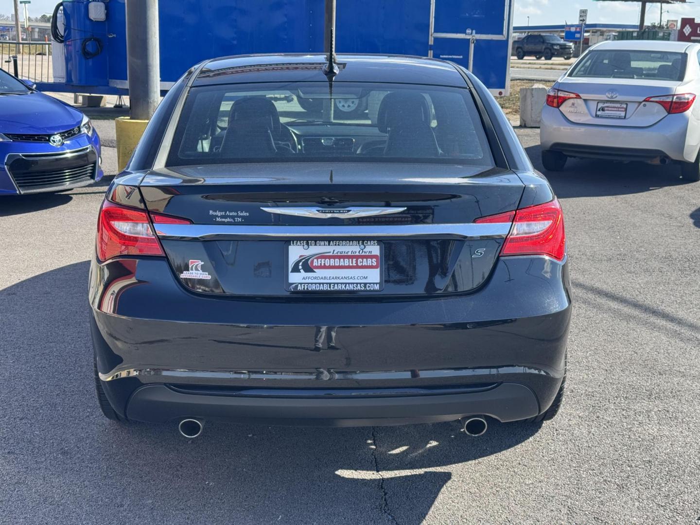 2012 Black Chrysler 200 (1C3CCBHG1CN) with an V6, Flex Fuel, 3.6 Liter engine, Automatic, 6-Spd w/Overdrive and AutoStick transmission, located at 8008 Warden Rd, Sherwood, AR, 72120, (501) 801-6100, 34.830078, -92.186684 - Photo#6