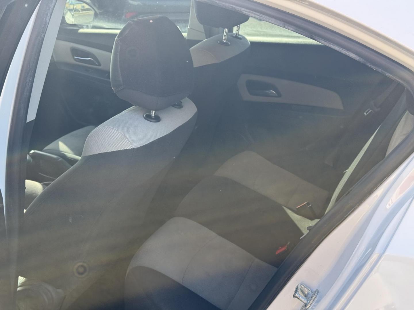 2015 White Chevrolet Cruze (1G1PA5SH2F7) with an 4-Cyl, ECOTEC, 1.8 Liter engine, Auto, 6-Spd Overdrive transmission, located at 8008 Warden Rd, Sherwood, AR, 72120, (501) 801-6100, 34.830078, -92.186684 - Photo#11