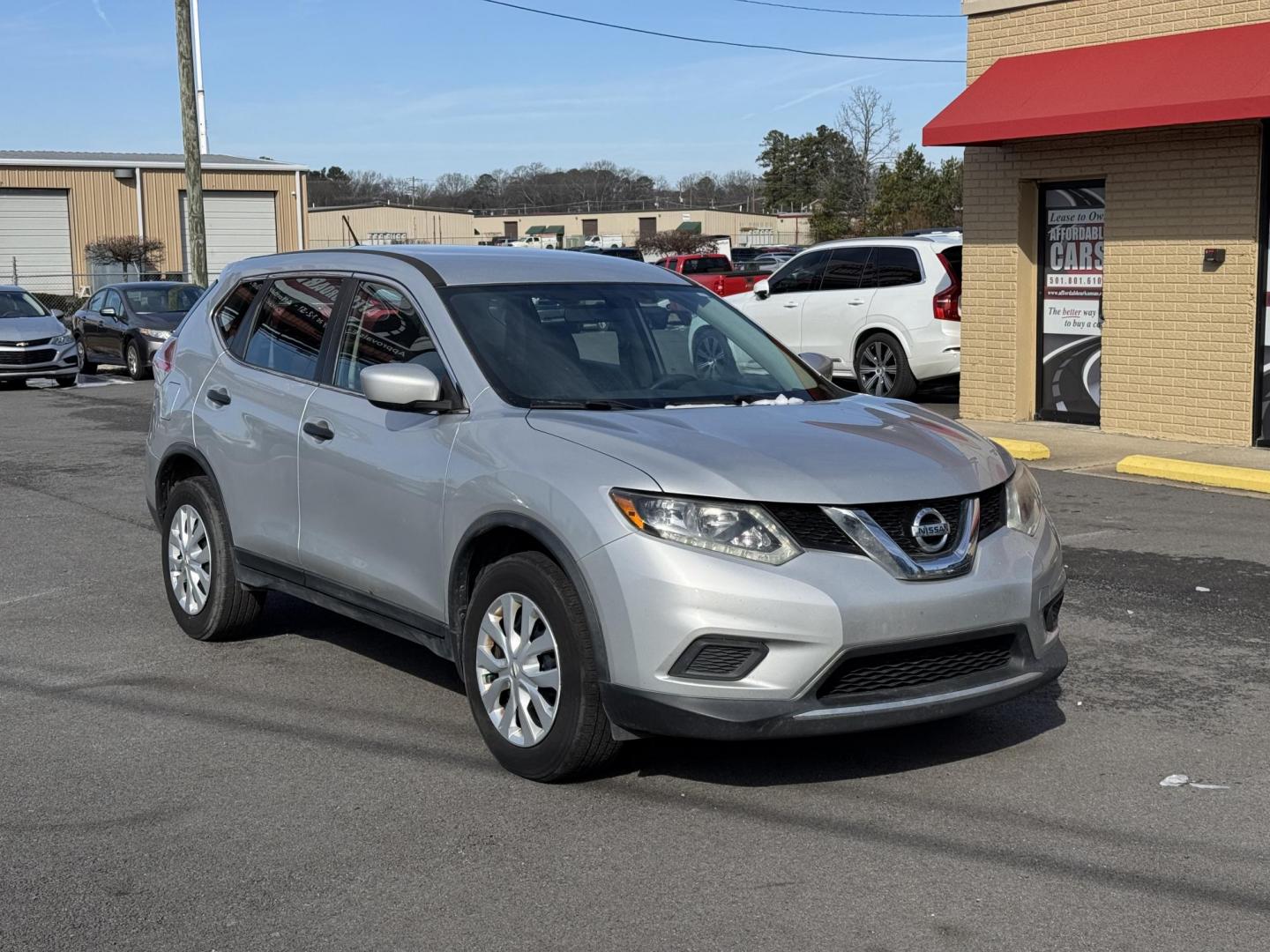 2016 Silver Nissan Rogue (JN8AT2MT7GW) with an 4-Cyl, 2.5 Liter engine, Auto, CVT Xtronic transmission, located at 8008 Warden Rd, Sherwood, AR, 72120, (501) 801-6100, 34.830078, -92.186684 - Photo#1