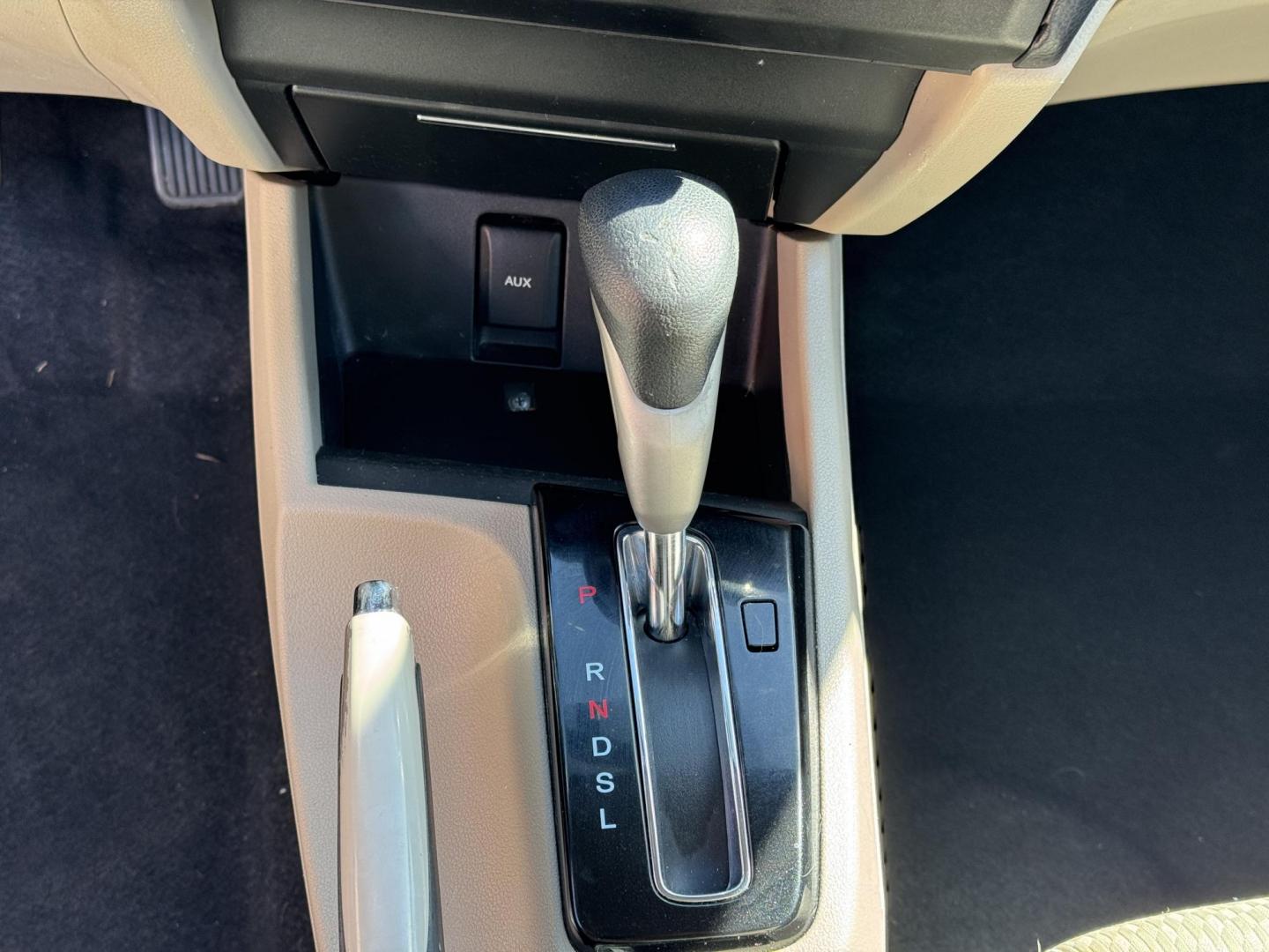 2014 Gray Honda Civic (19XFB2F51EE) with an 4-Cyl, i-VTEC, 1.8 Liter engine, Automatic, CVT transmission, located at 8008 Warden Rd, Sherwood, AR, 72120, (501) 801-6100, 34.830078, -92.186684 - Photo#15