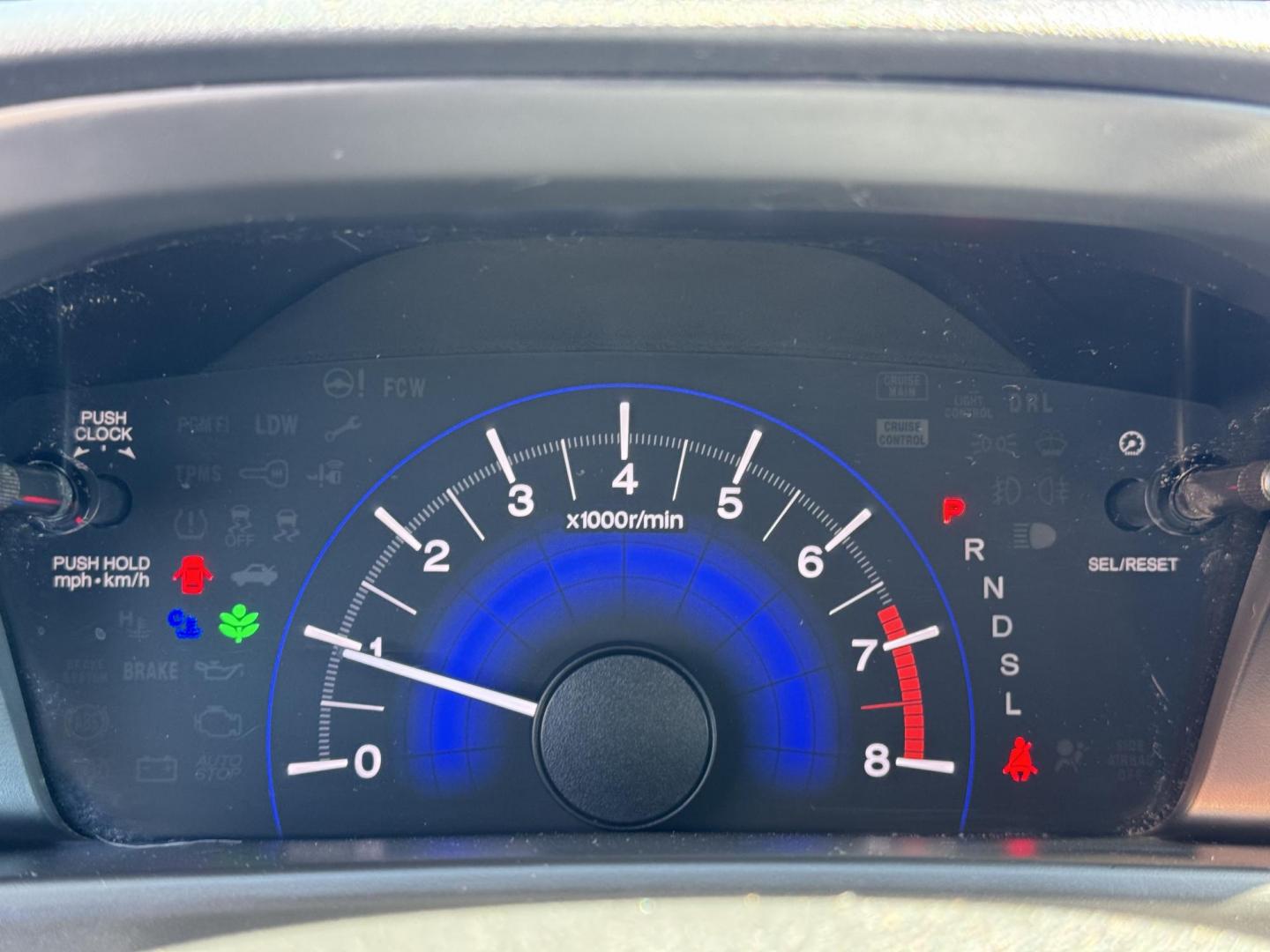 2014 Gray Honda Civic (19XFB2F51EE) with an 4-Cyl, i-VTEC, 1.8 Liter engine, Automatic, CVT transmission, located at 8008 Warden Rd, Sherwood, AR, 72120, (501) 801-6100, 34.830078, -92.186684 - Photo#21