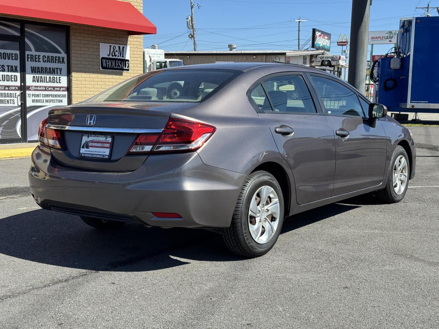 2014 Gray Honda Civic (19XFB2F51EE) with an 4-Cyl, i-VTEC, 1.8 Liter engine, Automatic, CVT transmission, located at 8008 Warden Rd, Sherwood, AR, 72120, (501) 801-6100, 34.830078, -92.186684 - Photo#7