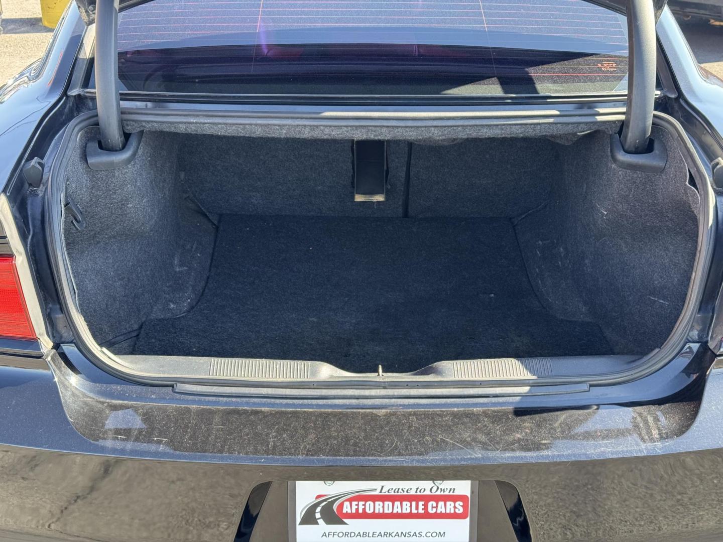2014 Black Dodge Charger (2C3CDXDT5EH) with an V8, HEMI, 5.7 Liter engine, Automatic, 5-Spd transmission, located at 8008 Warden Rd, Sherwood, AR, 72120, (501) 801-6100, 34.830078, -92.186684 - Photo#10