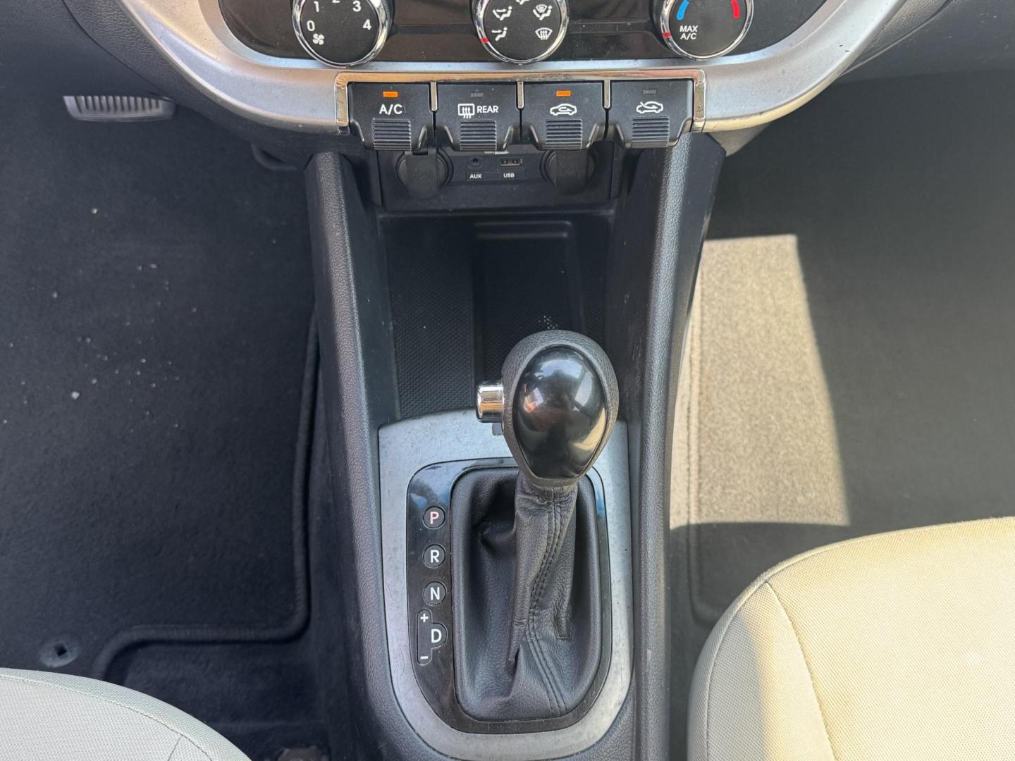 2013 White Kia Rio (KNADM4A34D6) with an 4-Cyl, 1.6 Liter engine, Automatic, 6-Spd transmission, located at 8008 Warden Rd, Sherwood, AR, 72120, (501) 801-6100, 34.830078, -92.186684 - Photo#19