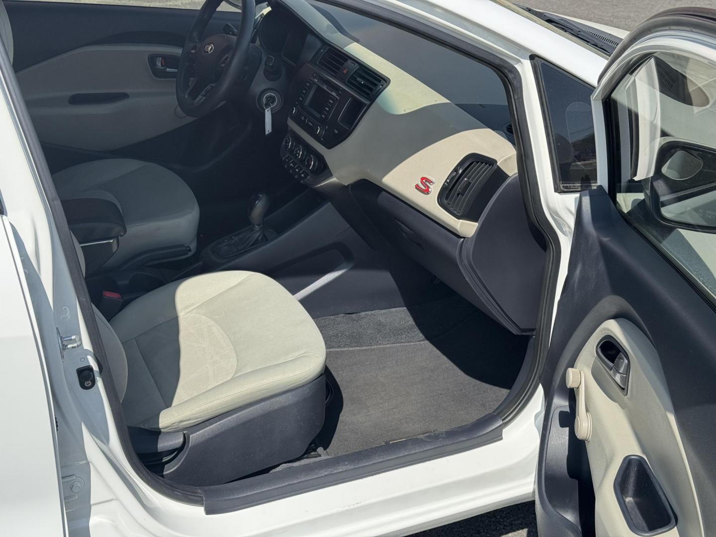 2013 White Kia Rio (KNADM4A34D6) with an 4-Cyl, 1.6 Liter engine, Automatic, 6-Spd transmission, located at 8008 Warden Rd, Sherwood, AR, 72120, (501) 801-6100, 34.830078, -92.186684 - Photo#8