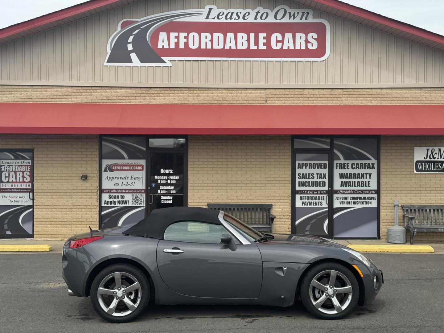 2008 Gray Pontiac Solstice (1G2MF35X78Y) with an 4-Cyl, Turbo, 2.0 Liter engine, Manual, 5-Spd transmission, located at 8008 Warden Rd, Sherwood, AR, 72120, (501) 801-6100, 34.830078, -92.186684 - Photo#0