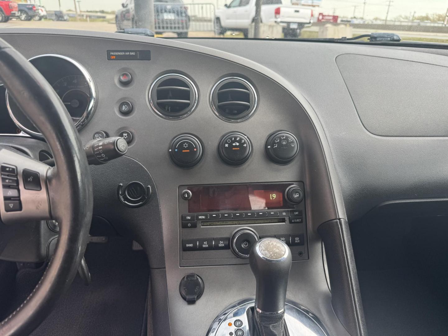 2008 Gray Pontiac Solstice (1G2MF35X78Y) with an 4-Cyl, Turbo, 2.0 Liter engine, Manual, 5-Spd transmission, located at 8008 Warden Rd, Sherwood, AR, 72120, (501) 801-6100, 34.830078, -92.186684 - Photo#10