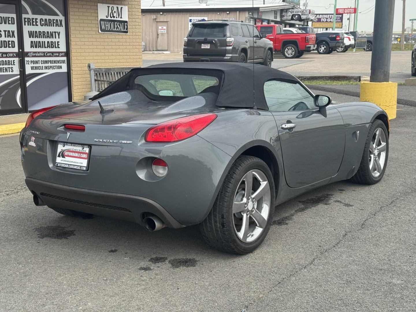 2008 Gray Pontiac Solstice (1G2MF35X78Y) with an 4-Cyl, Turbo, 2.0 Liter engine, Manual, 5-Spd transmission, located at 8008 Warden Rd, Sherwood, AR, 72120, (501) 801-6100, 34.830078, -92.186684 - Photo#6