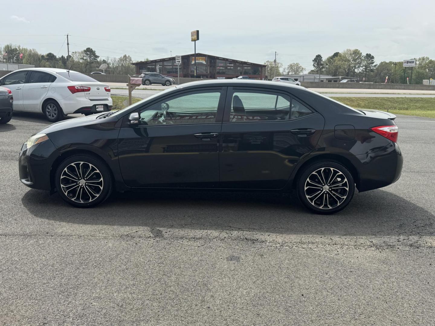 2015 Black Toyota Corolla (2T1BURHEXFC) with an 4-Cyl, 1.8 Liter engine, Auto, CVTi-S Manual transmission, located at 8008 Warden Rd, Sherwood, AR, 72120, (501) 801-6100, 34.830078, -92.186684 - Photo#3