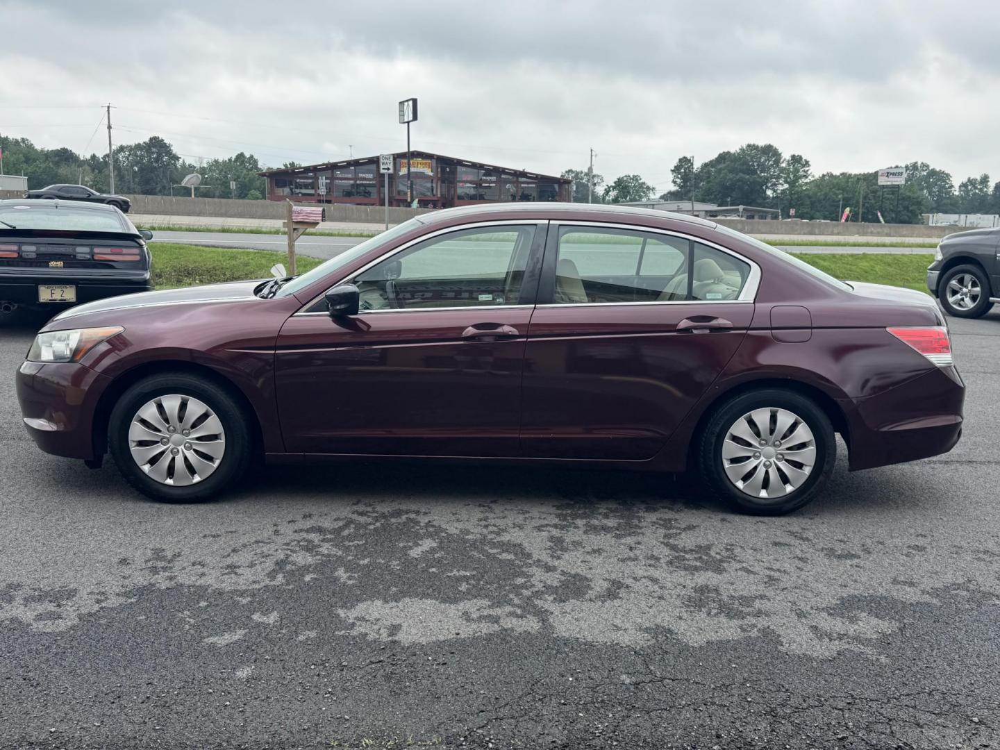 2008 Maroon Honda Accord (JHMCP26348C) with an 4-Cyl, i-VTEC, 2.4L engine, Auto, 5-Spd Overdrive transmission, located at 8008 Warden Rd, Sherwood, AR, 72120, (501) 801-6100, 34.830078, -92.186684 - Photo#4
