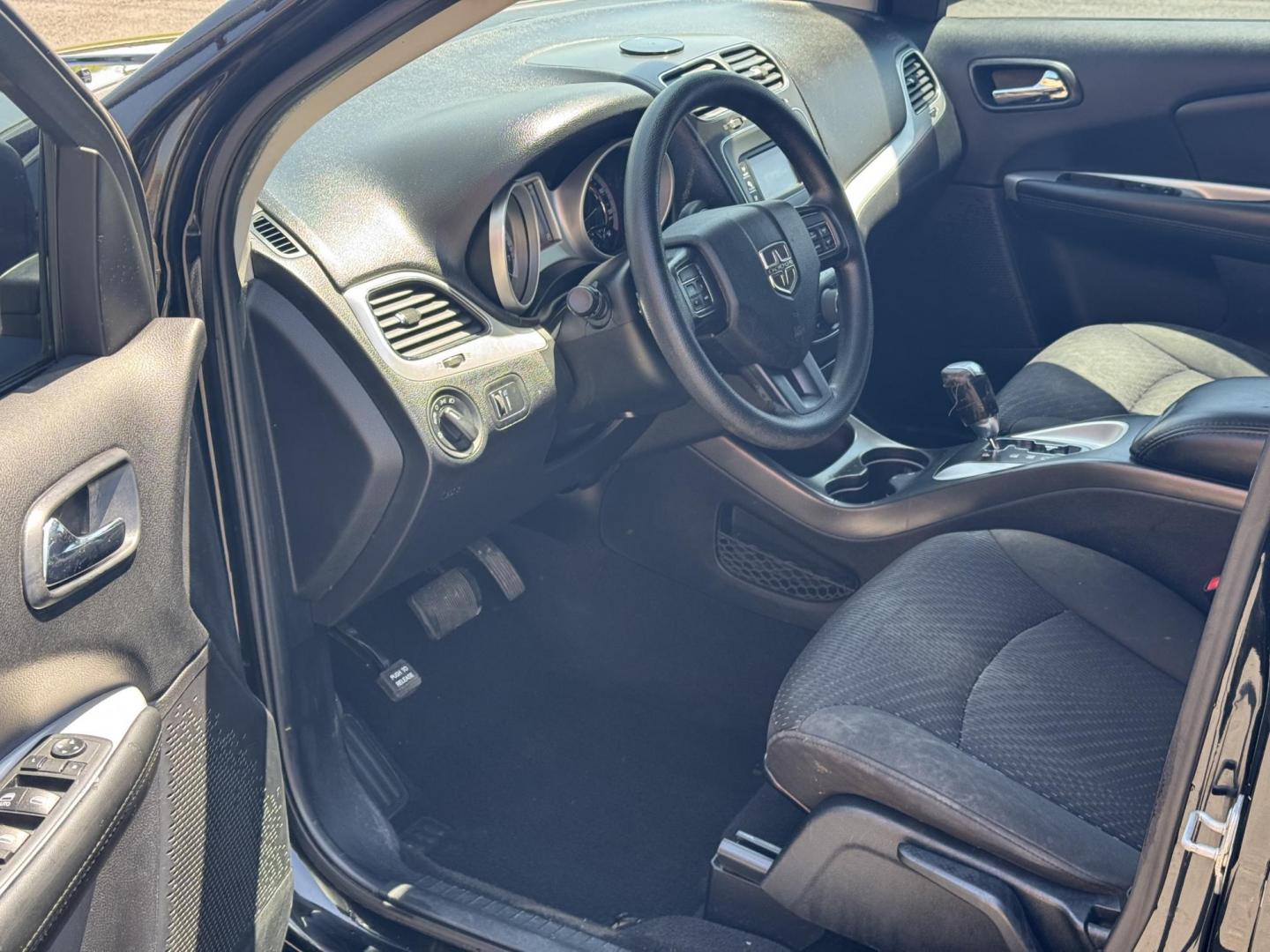 2018 Black Dodge Journey (3C4PDCAB0JT) with an 4-Cyl, 2.4 Liter engine, Automatic, 4-Spd w/AutoStick transmission, located at 8008 Warden Rd, Sherwood, AR, 72120, (501) 801-6100, 34.830078, -92.186684 - Photo#14
