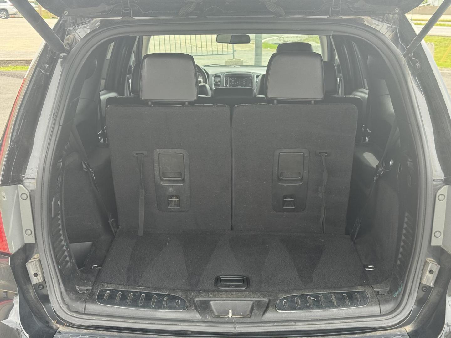 2013 Black Dodge Durango (1C4SDHCT5DC) with an V8, HEMI, 5.7 Liter engine, Auto, 6-Spd w/OD transmission, located at 8008 Warden Rd, Sherwood, AR, 72120, (501) 801-6100, 34.830078, -92.186684 - Photo#10