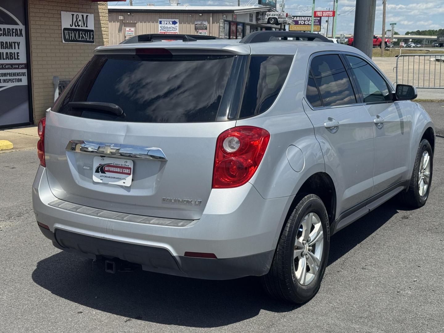2010 Silver Chevrolet Equinox (2CNALDEWXA6) with an 4-Cyl, 2.4 Liter engine, Automatic, 6-Spd w/Overdrive transmission, located at 8008 Warden Rd, Sherwood, AR, 72120, (501) 801-6100, 34.830078, -92.186684 - Photo#7