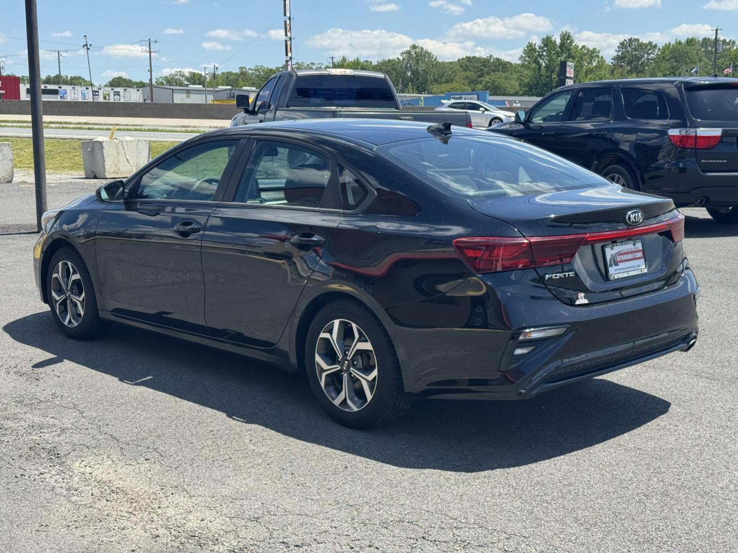 2020 Black Kia Forte (3KPF24AD8LE) with an 4-Cyl, 2.0 Liter engine, Automatic, IVT transmission, located at 8008 Warden Rd, Sherwood, AR, 72120, (501) 801-6100, 34.830078, -92.186684 - Photo#5