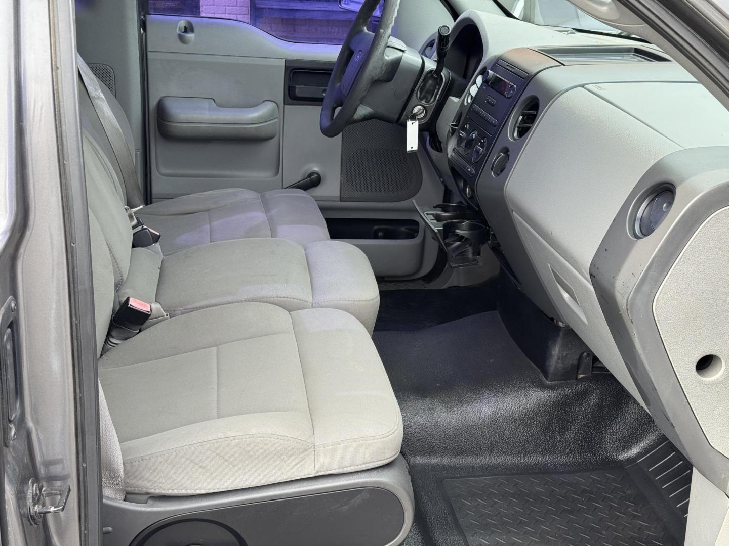 2008 Gray Ford F150 Regular Cab (1FTRF12228K) with an V8, 4.6 Liter engine, Automatic, 4-Spd w/Overdrive transmission, located at 8008 Warden Rd, Sherwood, AR, 72120, (501) 801-6100, 34.830078, -92.186684 - Photo#8