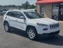 2015 White Jeep Cherokee (1C4PJLCS4FW) with an V6, 3.2 Liter engine, Automatic, 9-Spd transmission, located at 8008 Warden Rd, Sherwood, AR, 72120, (501) 801-6100, 34.830078, -92.186684 - Photo#1