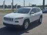 2015 White Jeep Cherokee (1C4PJLCS4FW) with an V6, 3.2 Liter engine, Automatic, 9-Spd transmission, located at 8008 Warden Rd, Sherwood, AR, 72120, (501) 801-6100, 34.830078, -92.186684 - Photo#3