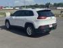 2015 White Jeep Cherokee (1C4PJLCS4FW) with an V6, 3.2 Liter engine, Automatic, 9-Spd transmission, located at 8008 Warden Rd, Sherwood, AR, 72120, (501) 801-6100, 34.830078, -92.186684 - Photo#5