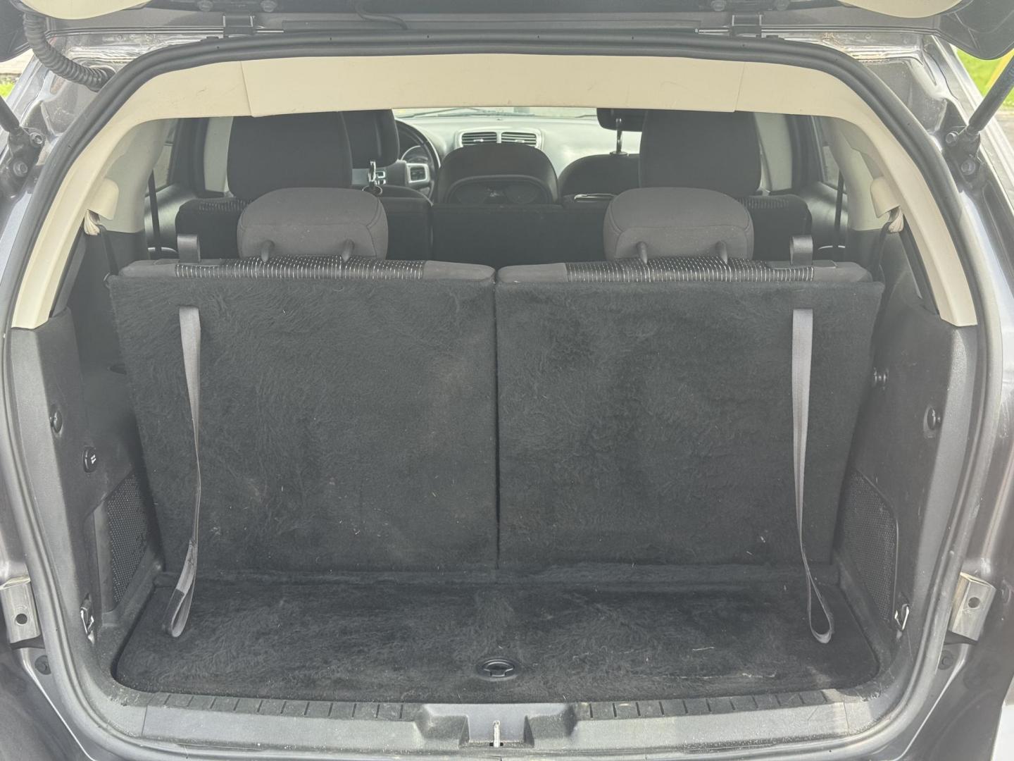 2017 Gray Dodge Journey (3C4PDCAB9HT) with an 4-Cyl, 2.4 Liter engine, Auto, 4-Spd AutoStick transmission, located at 8008 Warden Rd, Sherwood, AR, 72120, (501) 801-6100, 34.830078, -92.186684 - Photo#10