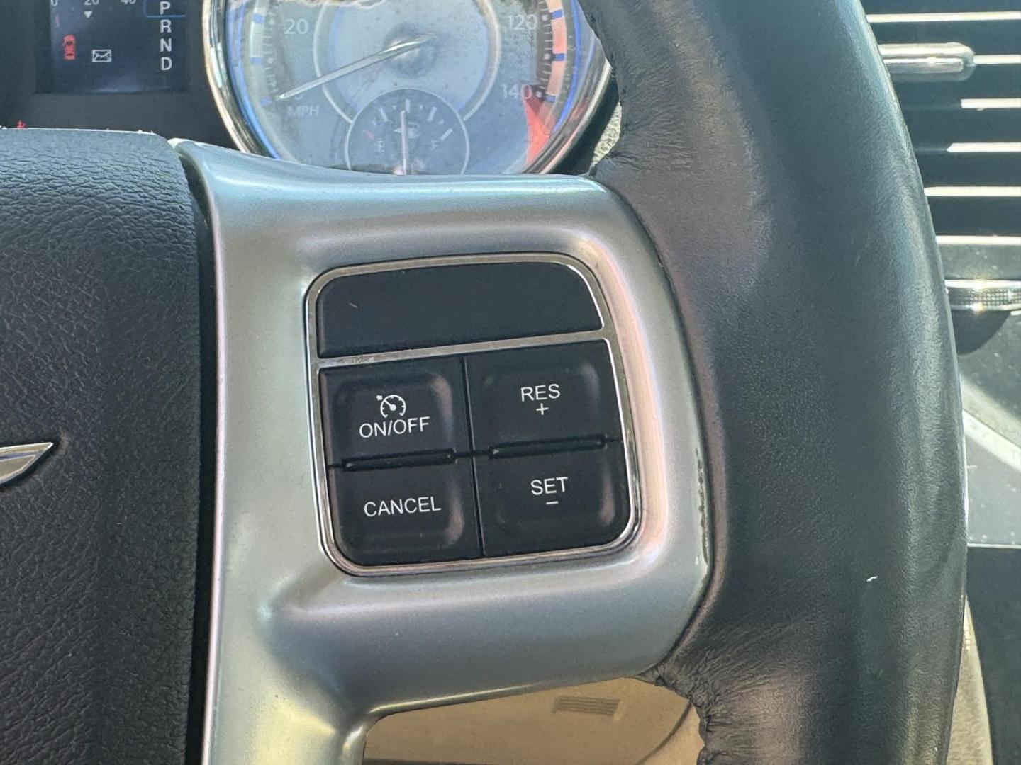 2014 White Chrysler 300 (2C3CCAAG3EH) with an V6, 3.6 Liter engine, Automatic, 8-Spd transmission, located at 8008 Warden Rd, Sherwood, AR, 72120, (501) 801-6100, 34.830078, -92.186684 - Photo#17