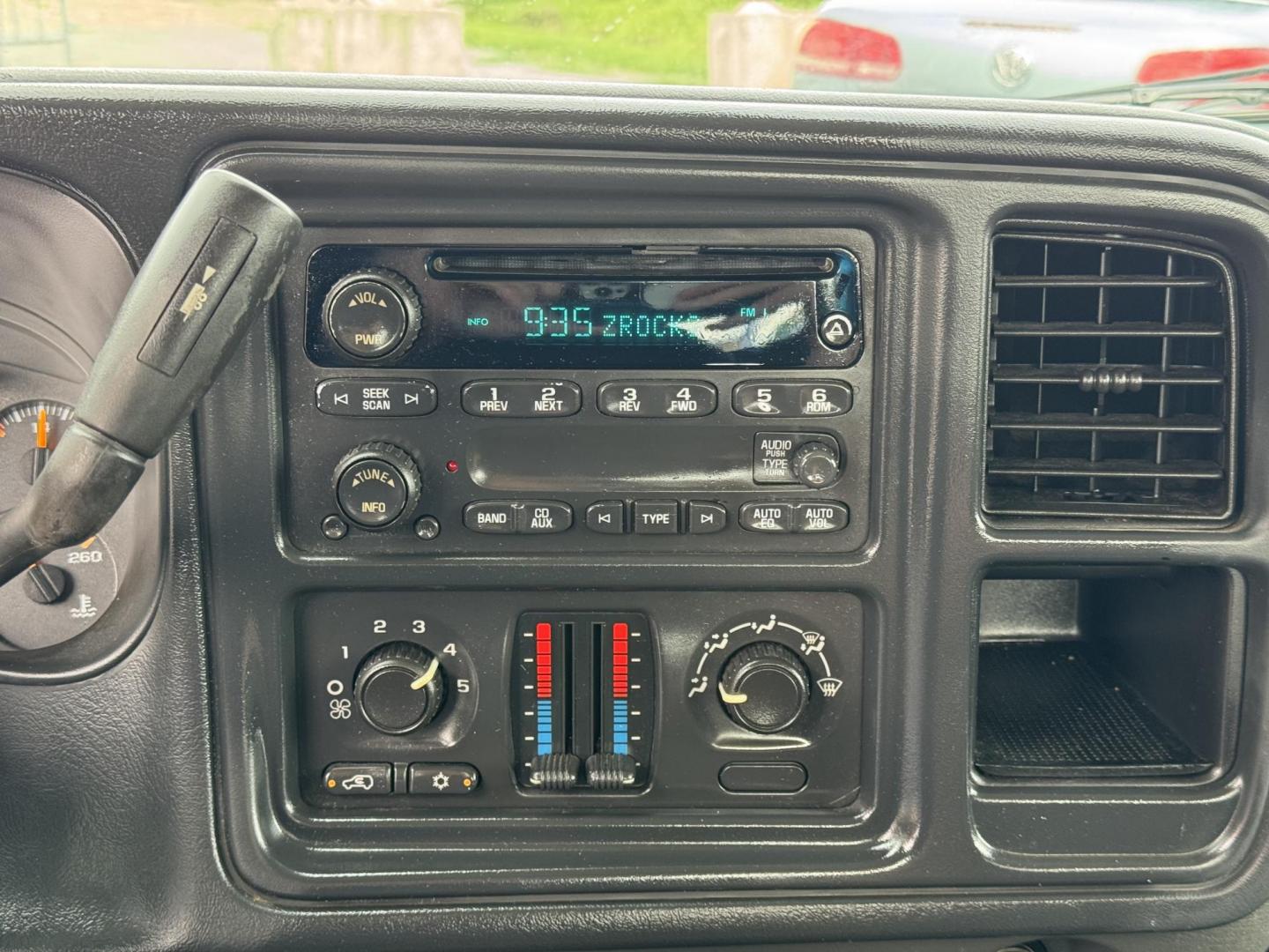 2005 Gold Chevrolet Silverado 1500 Extended Cab (1GCEC19X65Z) with an V6, 4.3 Liter engine, Automatic transmission, located at 8008 Warden Rd, Sherwood, AR, 72120, (501) 801-6100, 34.830078, -92.186684 - Photo#13