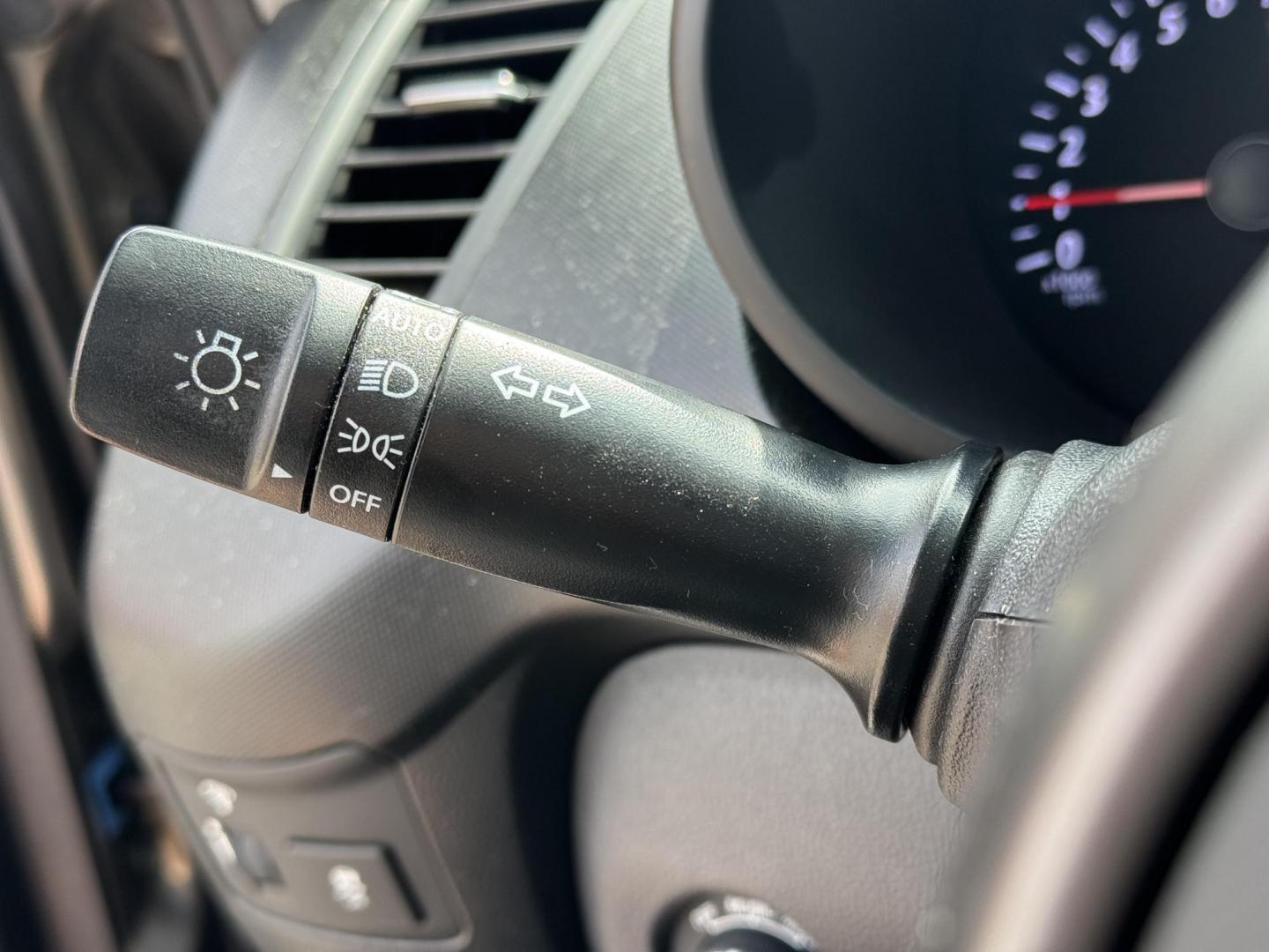 2013 Silver Kia Soul (KNDJT2A68D7) with an 4-Cyl, 2.0 Liter engine, Automatic, 6-Spd transmission, located at 8008 Warden Rd, Sherwood, AR, 72120, (501) 801-6100, 34.830078, -92.186684 - Photo#20
