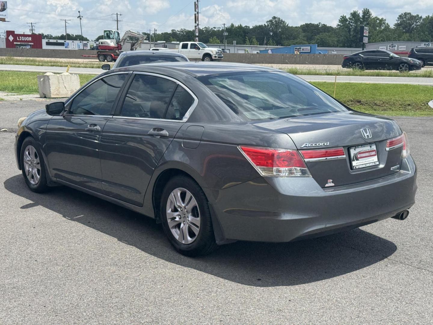 2012 Gray Honda Accord (1HGCP2F61CA) with an 4-Cyl, VTEC, 2.4 Liter engine, Automatic, 5-Spd transmission, located at 8008 Warden Rd, Sherwood, AR, 72120, (501) 801-6100, 34.830078, -92.186684 - Photo#5