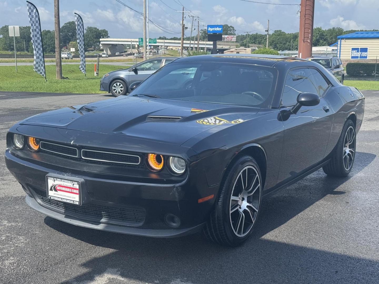 2015 Black Dodge Challenger (2C3CDZAG8FH) with an V6, 3.6 Liter engine, Automatic, 8-Spd transmission, located at 8008 Warden Rd, Sherwood, AR, 72120, (501) 801-6100, 34.830078, -92.186684 - Photo#3