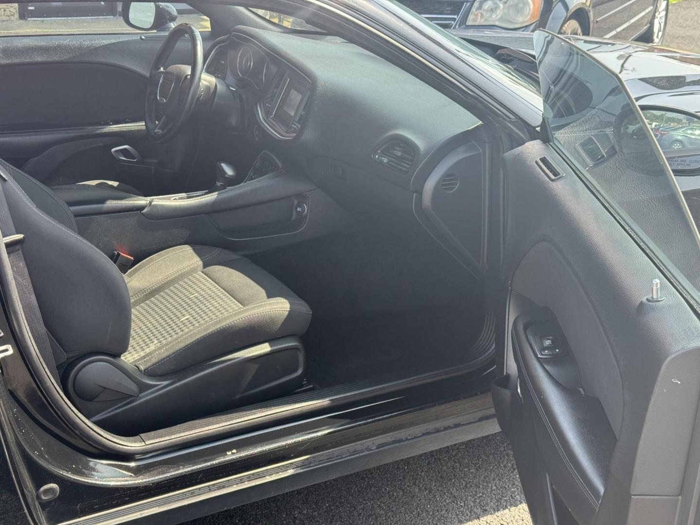 2015 Black Dodge Challenger (2C3CDZAG8FH) with an V6, 3.6 Liter engine, Automatic, 8-Spd transmission, located at 8008 Warden Rd, Sherwood, AR, 72120, (501) 801-6100, 34.830078, -92.186684 - Photo#8
