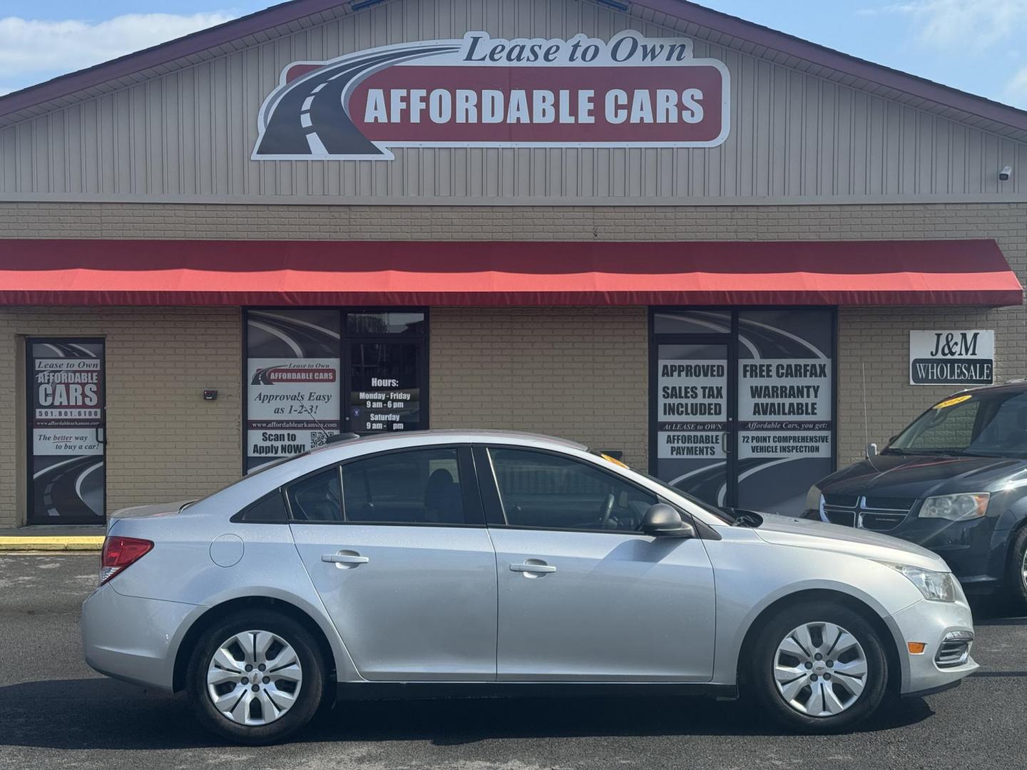 2016 Silver Chevrolet Cruze Limited (1G1PC5SHXG7) with an 4-Cyl, ECOTEC, 1.8 Liter engine, Auto, 6-Spd Overdrive transmission, located at 8008 Warden Rd, Sherwood, AR, 72120, (501) 801-6100, 34.830078, -92.186684 - Photo#0