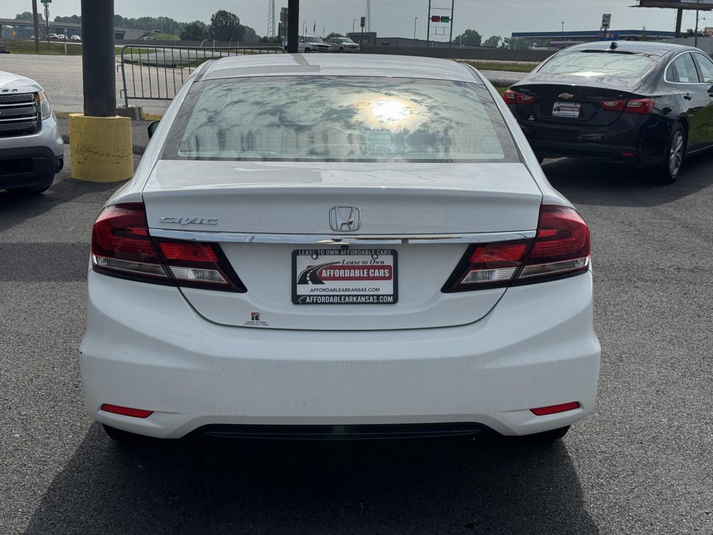 2014 White Honda Civic (19XFB2F55EE) with an 4-Cyl, i-VTEC, 1.8 Liter engine, Automatic, CVT transmission, located at 8008 Warden Rd, Sherwood, AR, 72120, (501) 801-6100, 34.830078, -92.186684 - Photo#6