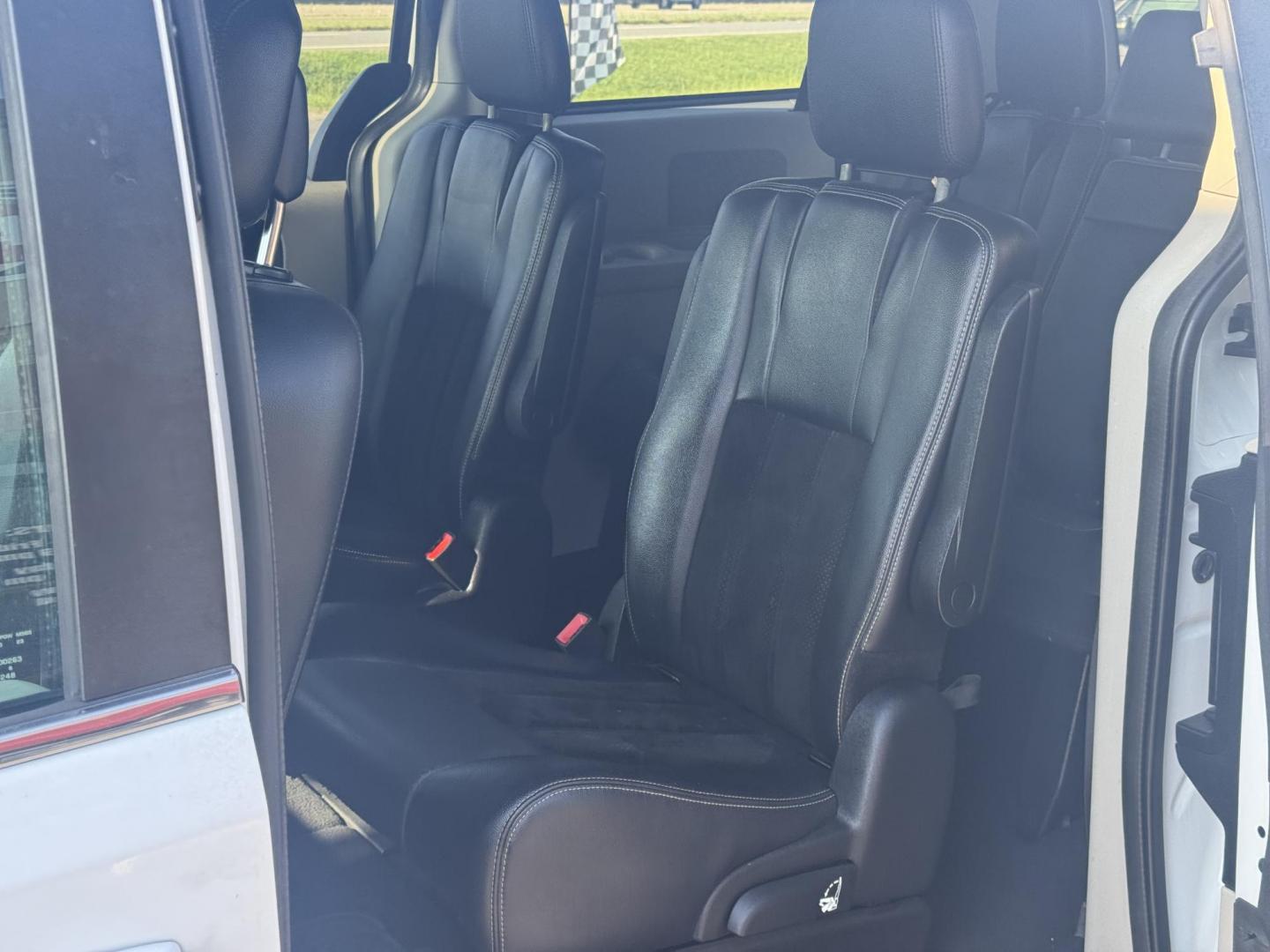 2014 White Dodge Grand Caravan Passenger (2C4RDGCG8ER) with an V6, Flex Fuel, 3.6 Liter engine, Automatic, 6-Spd transmission, located at 8008 Warden Rd, Sherwood, AR, 72120, (501) 801-6100, 34.830078, -92.186684 - Photo#11