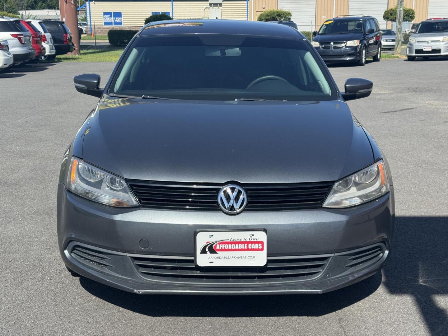 2014 Gray Volkswagen Jetta (3VWD17AJ0EM) with an 4-Cyl, Turbo, 1.8 Liter engine, Auto 6-Spd w/Tptrnc and Spt transmission, located at 8008 Warden Rd, Sherwood, AR, 72120, (501) 801-6100, 34.830078, -92.186684 - Photo#2